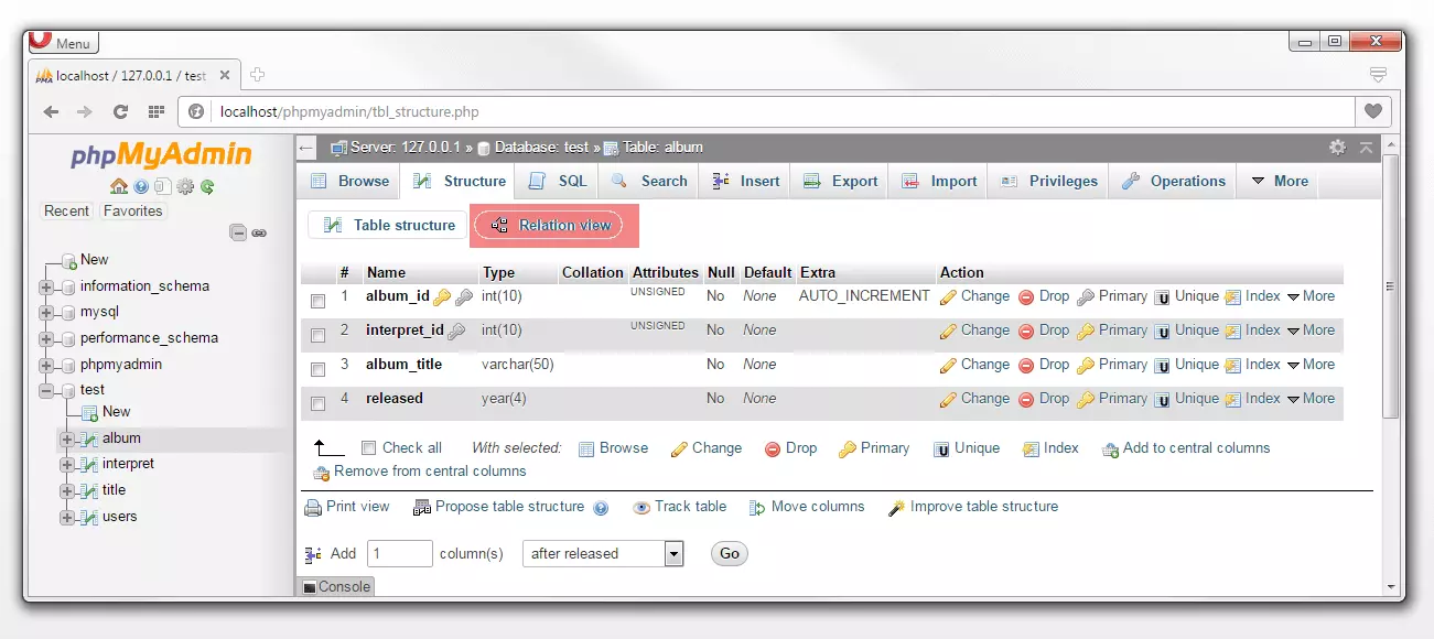 phpMyAdmin: pestaña “Structure”, botón “Relation view”