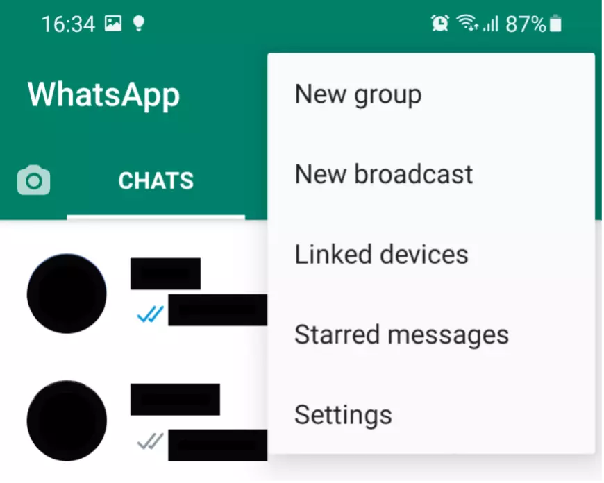 Captura de WhatsApp con un menú de navegación abierto