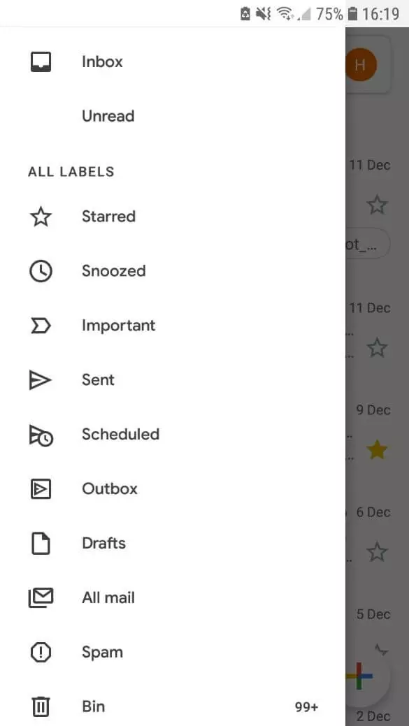 Interfaz de usuario de Gmail con visualización de carpetas en aplicación Android